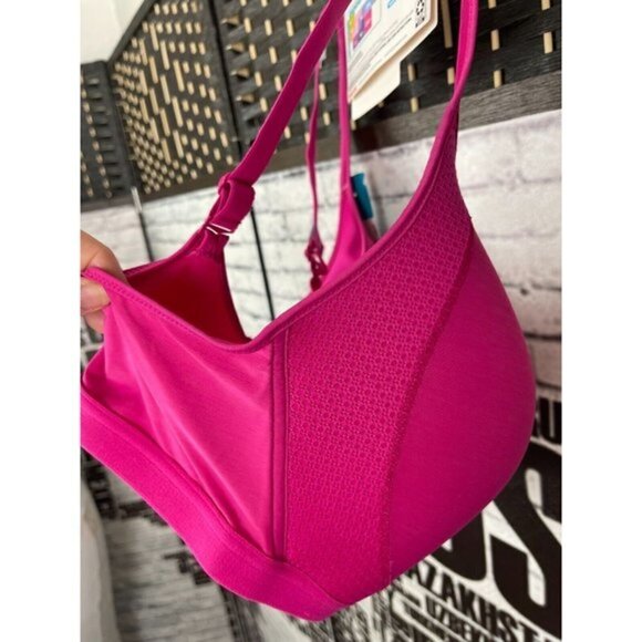 Haines XL+ D-DDD-Pink Cooling Comfort Wire Free Convertible Strap Bra - Picture 3 of 3